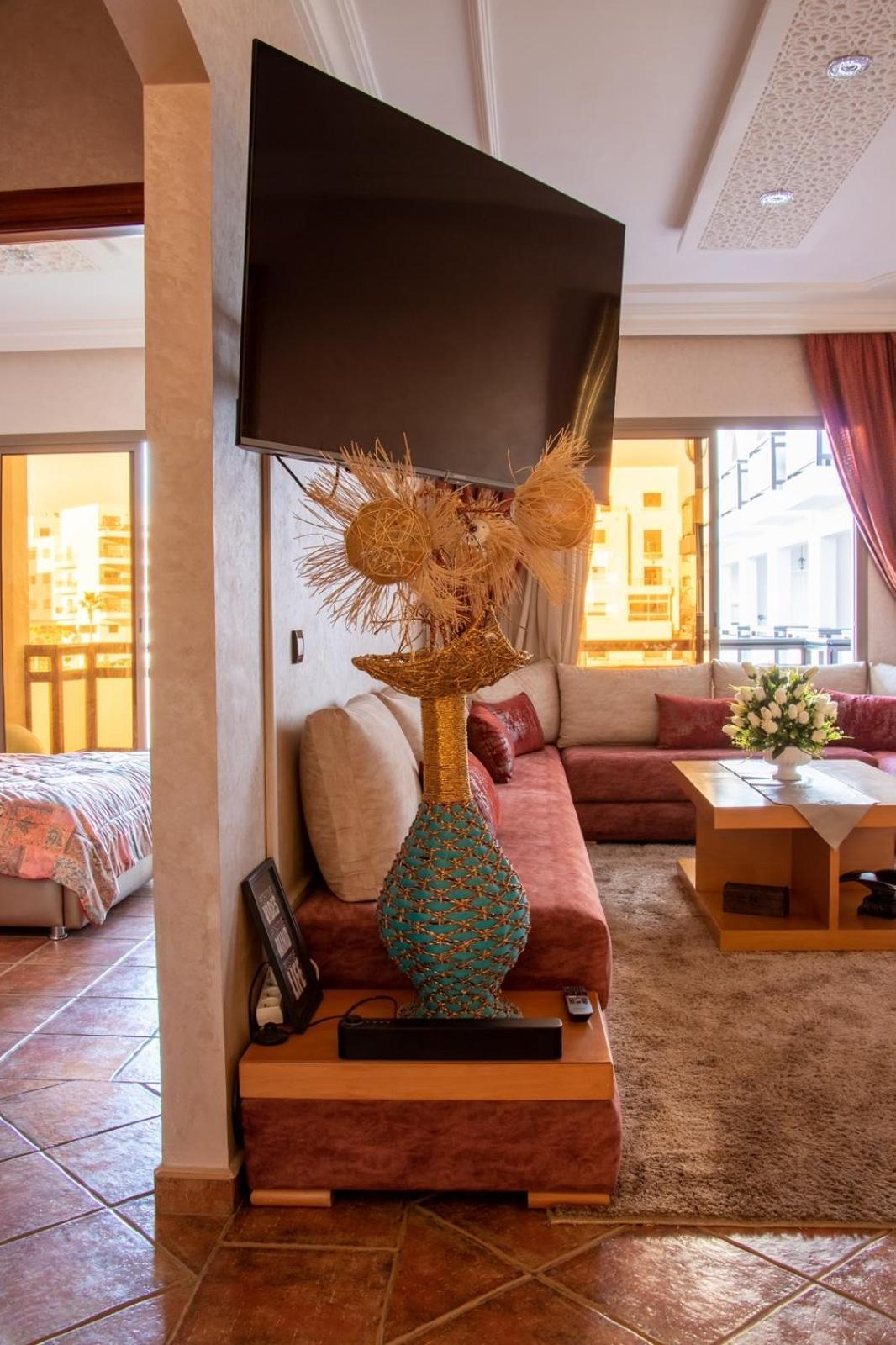 Prime Apt Near Beach With Pool, Amenities, Activities Deals Agadir Ngoại thất bức ảnh